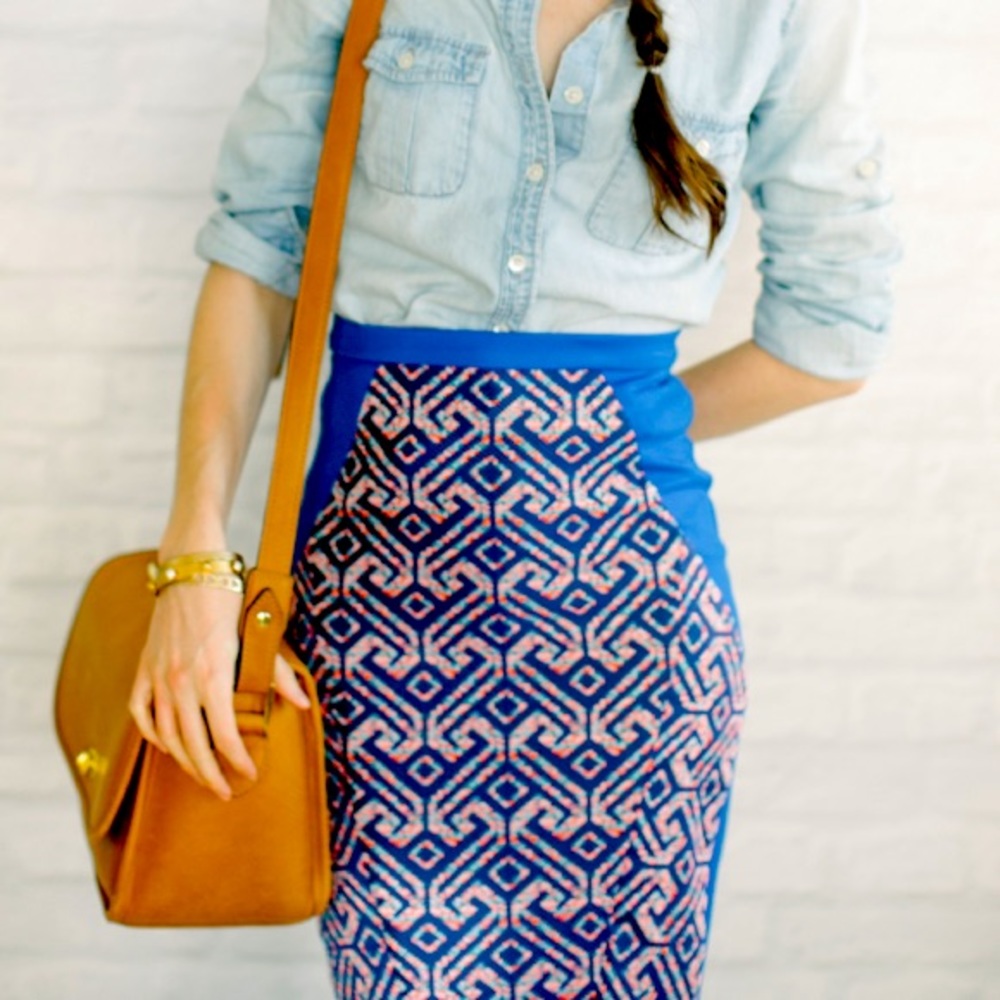 Beautiful blue Anthropologie Eva Franco pencil skirt. Like new!